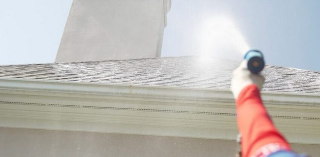 Roof washing service example by Rubber City Power Wash